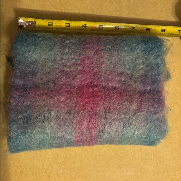 Plaid Wool Scarf - Picture 5 of 5